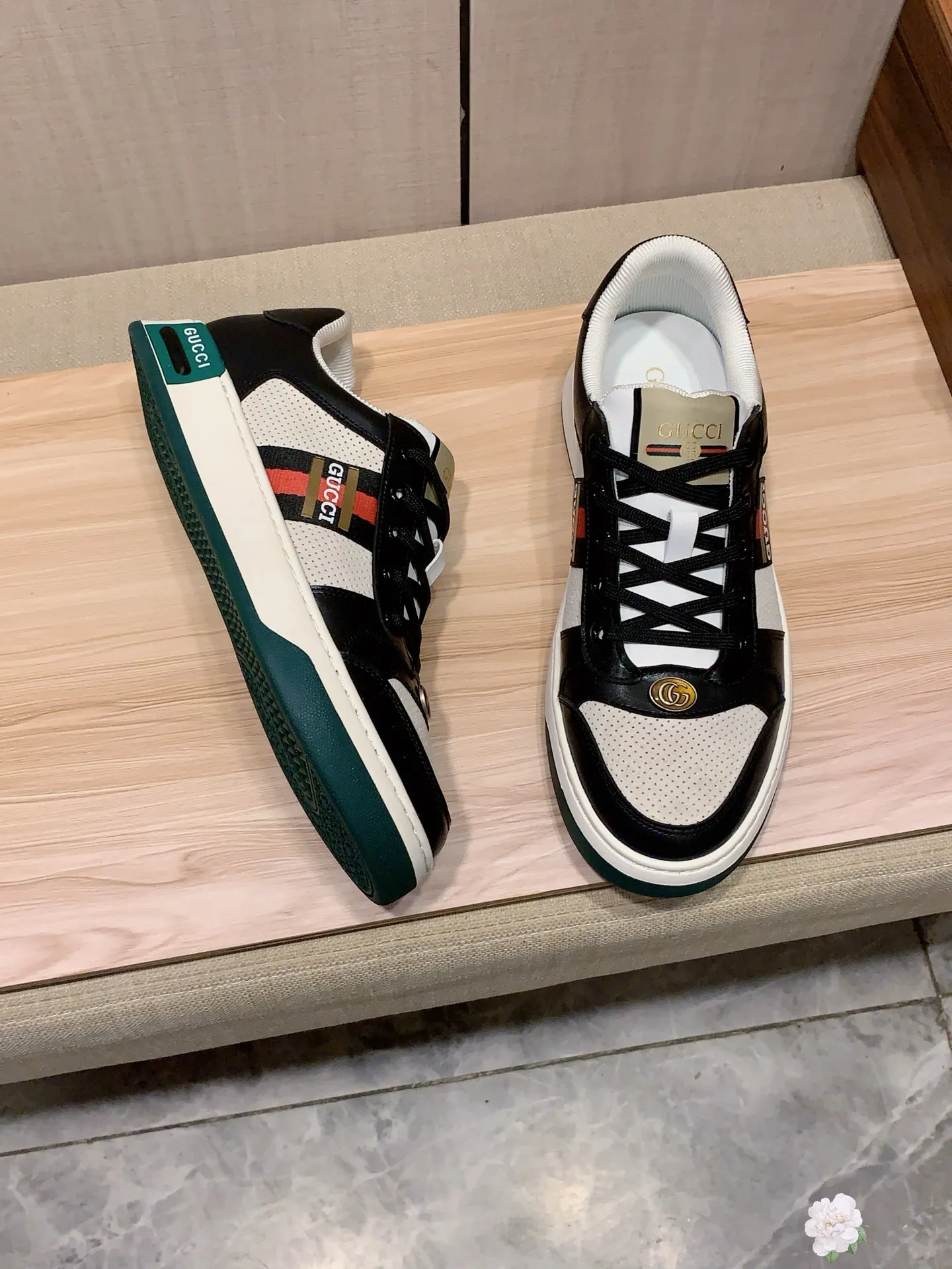 Men's Men's Shoes💰420💰💰🎩🎩[Lightning][Lightning] "Gucci*" The latest and most popular casual shoes, top brand [seduce] luxury ~ purchasing agency, top ~ quality. [Strong] The upper is made of imported breathable cowhide with fabric material ➕ Breathable sheepskin feet (•) and fine workmanship. The original stylish and stylish soft rubber wear-resistant and non-slip outsole is light and comfortable on the feet. The real thing looks better when photographed. 013: Size: 38-44, 3️⃣ colors selected
